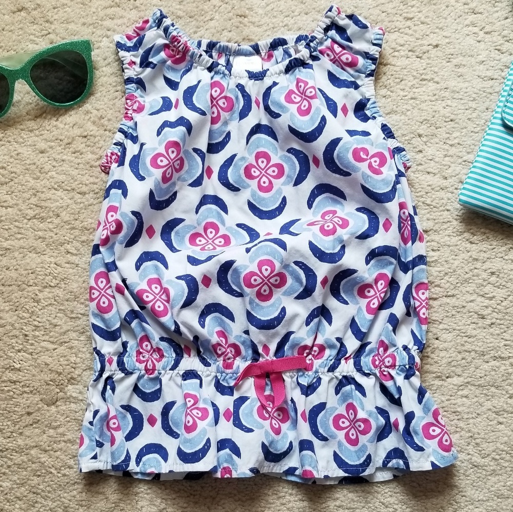 Little girl's shirt